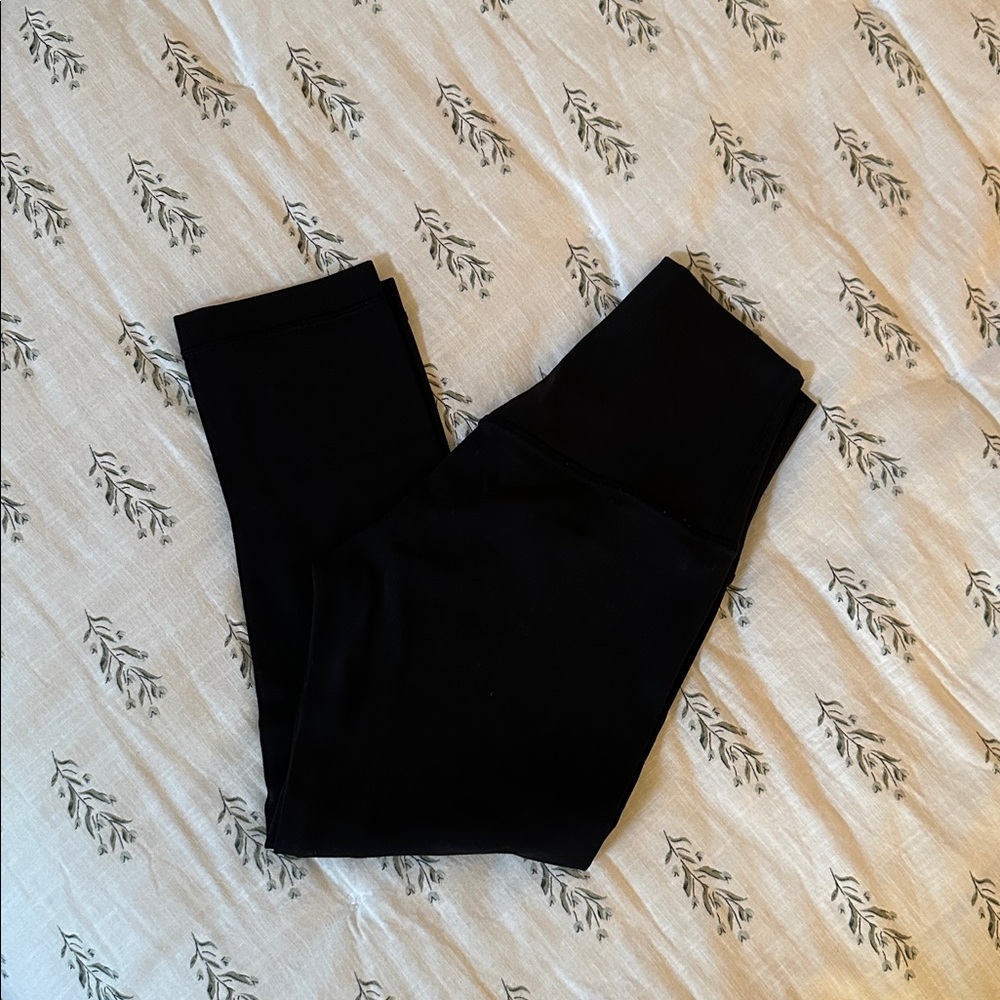 LULULEMON - Align Crop